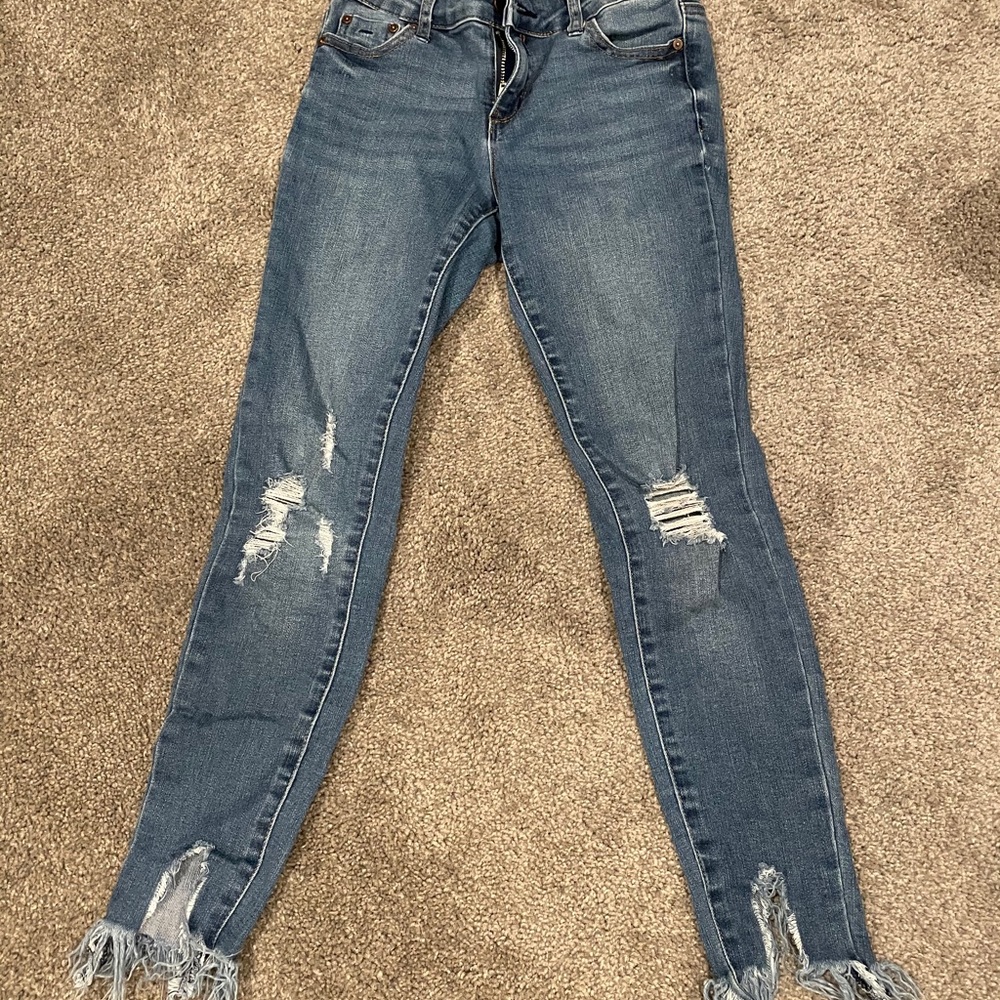 TRACTR ripped jeans!